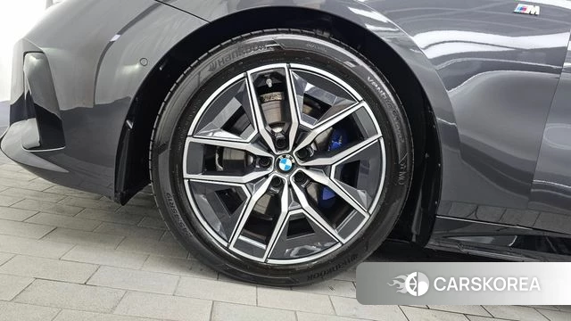 BMW 5 Series (G60) id 4539676 из Кореи 31