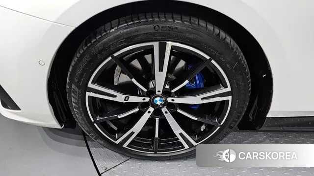 BMW 5 Series (G60) id 3634065 из Кореи 15