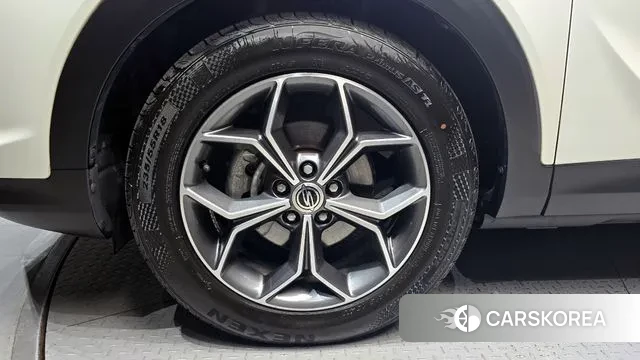 Ssangyong Beautiful Korando id 3134305 из Кореи 15