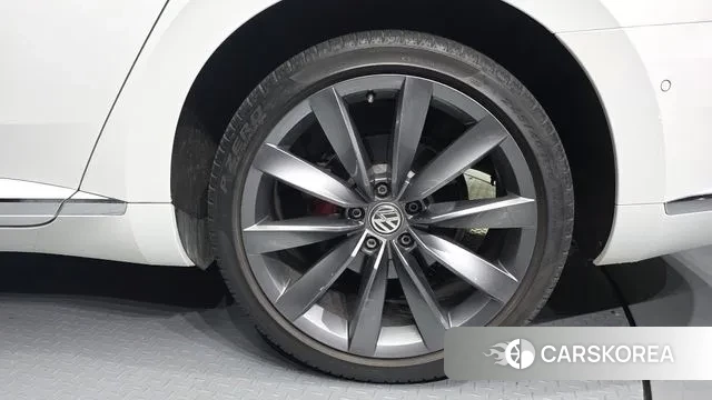 Volkswagen Arteon id 3697891 из Кореи 15