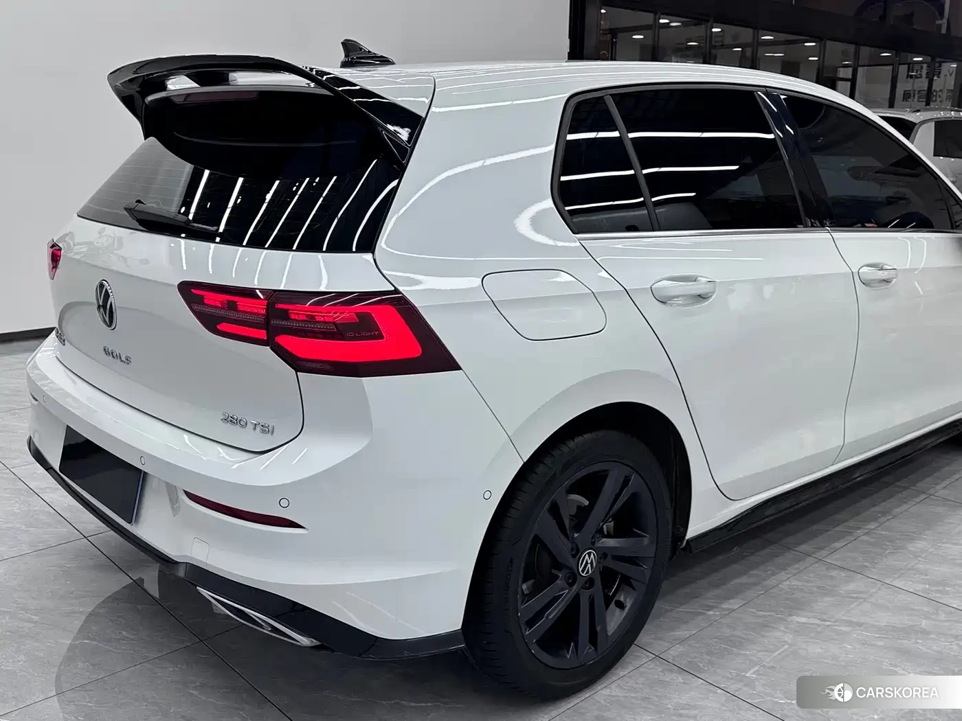Volkswagen Golf 2023 Белый из Китая, фото 6