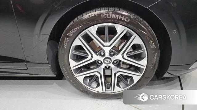 Hyundai Grandeur (GN7) id 3191003 из Кореи 15