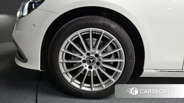 Mercedes-Benz E-Class W213 id 3457728 из Кореи 15