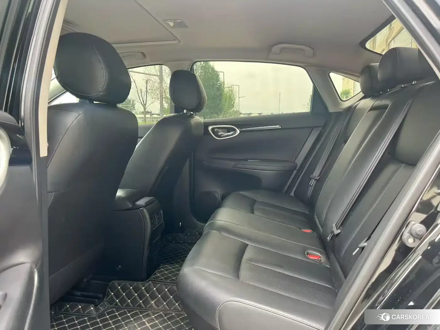 Nissan Sylphy 2024 Черный из Китая, фото 5