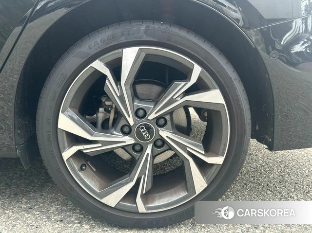 Audi A3 (8Y) id 4691083 из Кореи 15