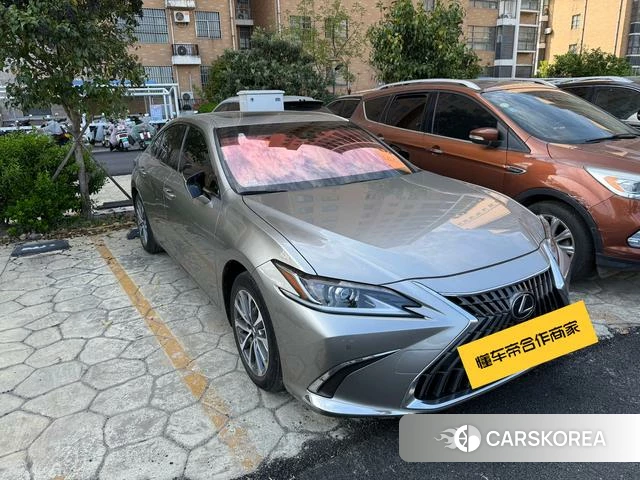 Lexus ES 2023 Серебристо-серый из Китая, фото 6