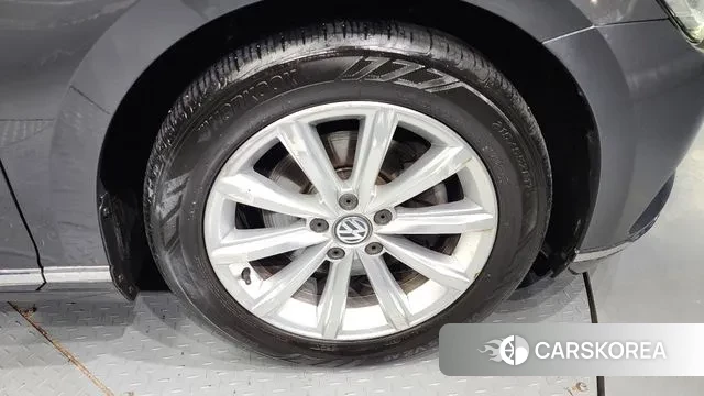 Volkswagen Passat GT (B8) id 3193675 из Кореи 15