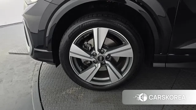 Audi Q2 id 3659335 из Кореи 15