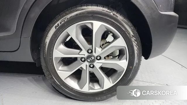 Kia Stonic id 3588130 из Кореи 15