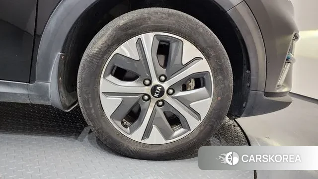 Kia Niro EV id 3505392 из Кореи 15