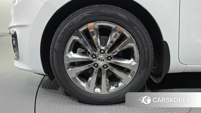 Kia All New Carnival id 4496975 из Кореи 15