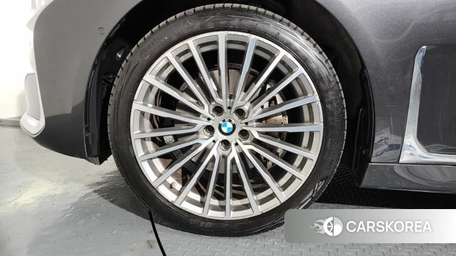 BMW 7 Series (G11) id 3833460 из Кореи 15