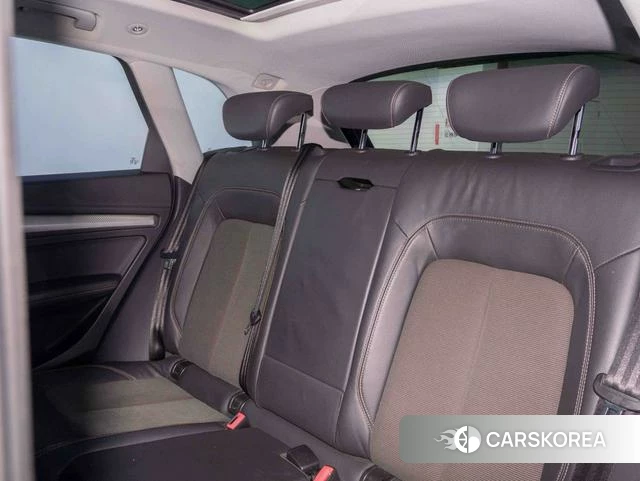 Audi Q5L id 4234887 из Китая 29