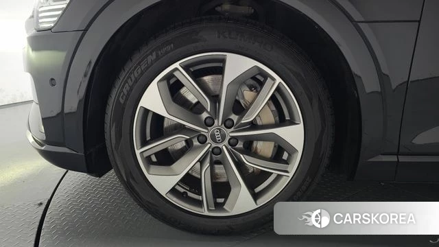 Audi e-Tron id 4481834 из Кореи 35