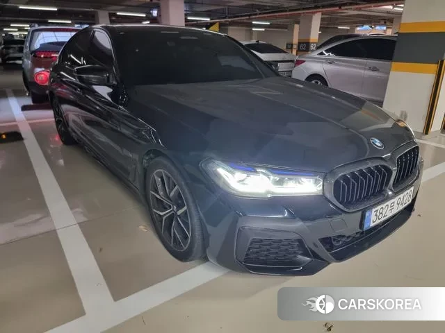 BMW 5 Series (G30) id 3370931 из Кореи 11