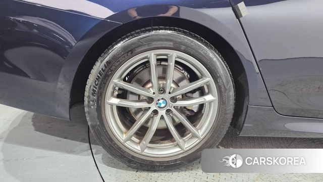 BMW 5 Series (G30) id 4614716 из Кореи 29
