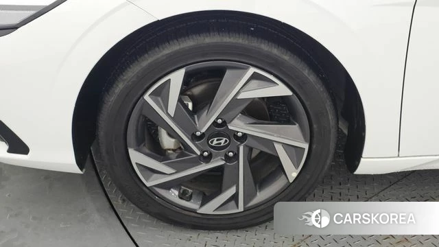 Hyundai The New Avante (CN7) id 4349215 из Кореи 25