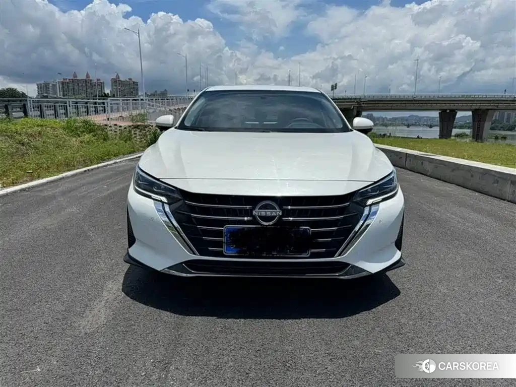 Nissan Sylphy 2025 Белый из Китая, фото 5