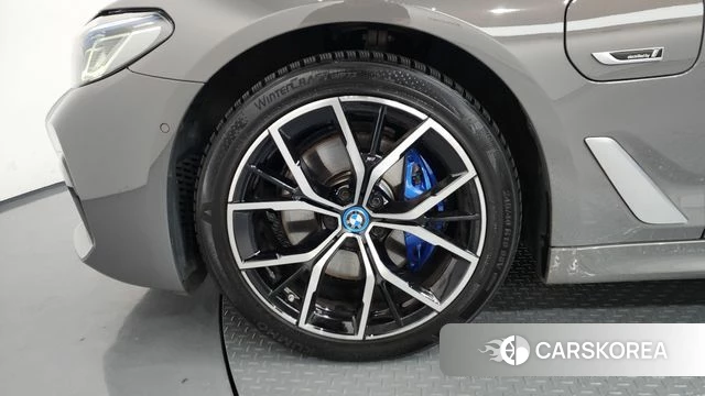 BMW 5 Series (G30) id 4541710 из Кореи 33