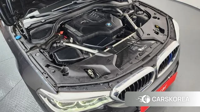 BMW 5 Series (G30) id 3666180 из Кореи 15