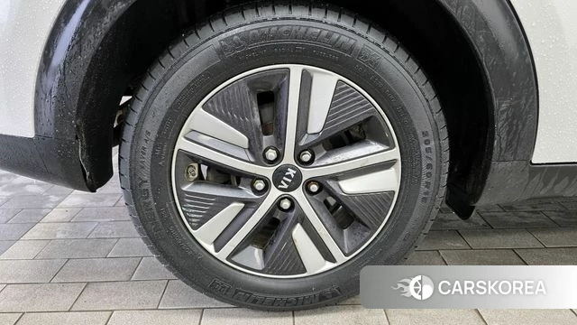 Kia The New Niro id 4350938 из Кореи 28