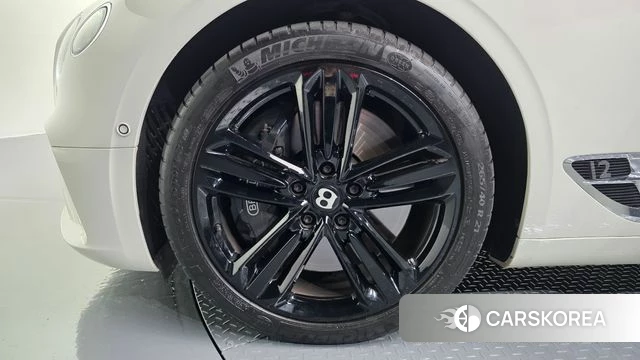 Bentley Continental GT 3rd Generation id 4605013 из Кореи 29
