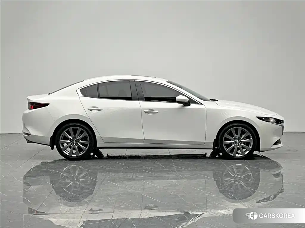 Mazda 3 id 4547389 из Китая 18