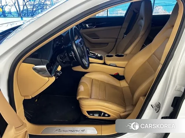 Porsche Panamera (971) 2018 Белый из Кореи, фото 5