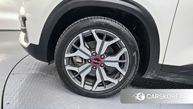 Kia Seltos id 3389541 из Кореи 15