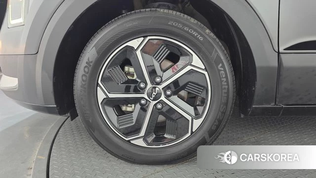 Kia Di Ol Nu Niro id 4646315 из Кореи 26