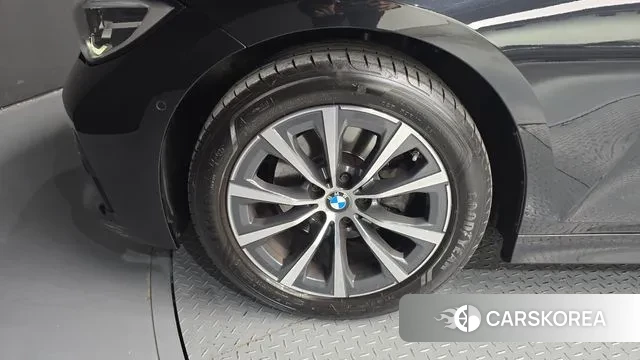 BMW 3 Series (G20) id 3492918 из Кореи 15