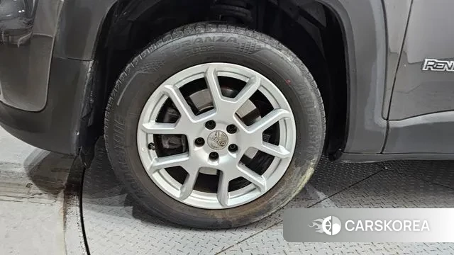 Jeep Renegade id 3105404 из Кореи 15