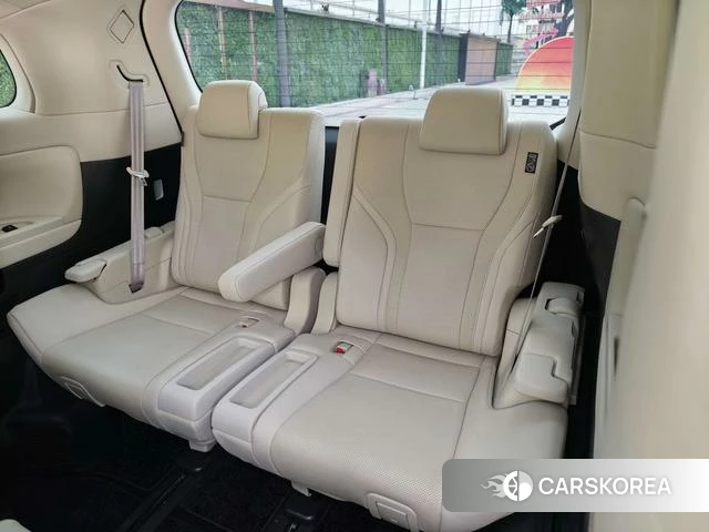 Lexus LM id 4259833 из Китая 25