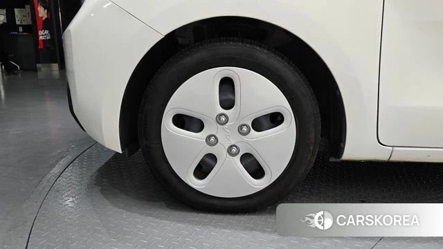 Kia The New Kia Ray id 4630923 из Кореи 15