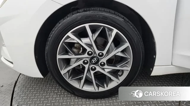 Hyundai The New Avante AD id 3060673 из Кореи 15