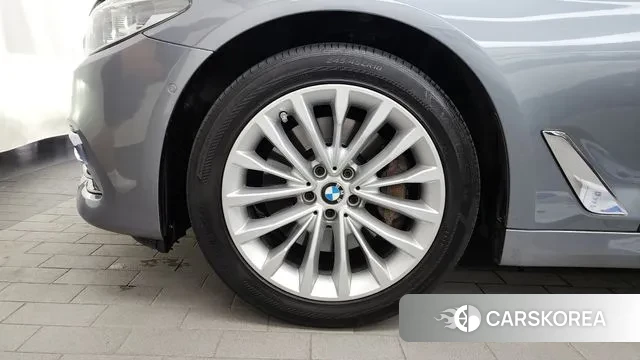 BMW 5 Series (G30) id 2995246 из Кореи 15