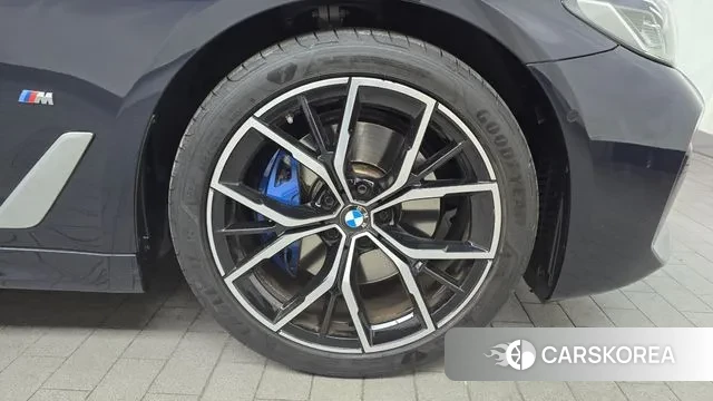 BMW 5 Series (G30) id 3630842 из Кореи 15