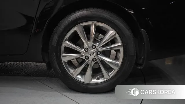 Kia The New Carnival id 3480039 из Кореи 15