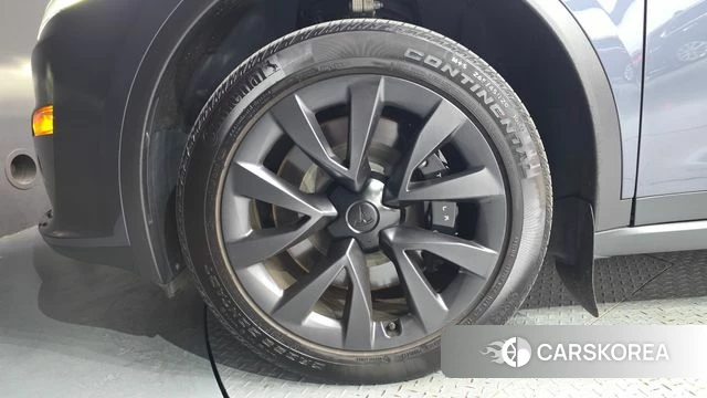 Tesla Model X id 4618225 из Кореи 26