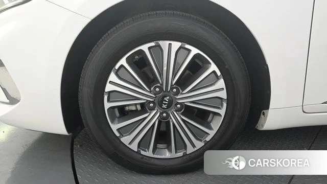 Kia K7 Premier Hybrid id 4900394 из Кореи 15
