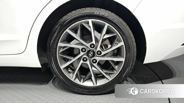 Hyundai The New Avante AD id 3820705 из Кореи 15