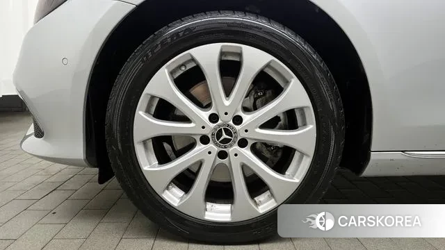 Mercedes-Benz E-Class W213 id 2981773 из Кореи 15