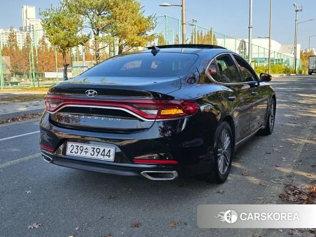 Hyundai Grandeur IG id 3385954 из Кореи 15