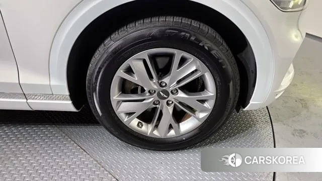 Genesis GV70 id 3572169 из Кореи 15