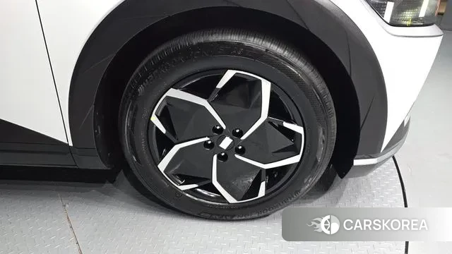 Hyundai Ionic 5 id 3726791 из Кореи 15