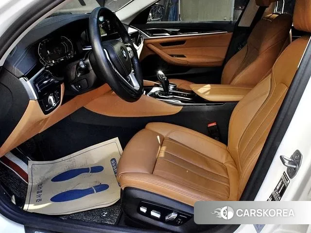 BMW 5 Series (G30) id 3354979 из Кореи 15