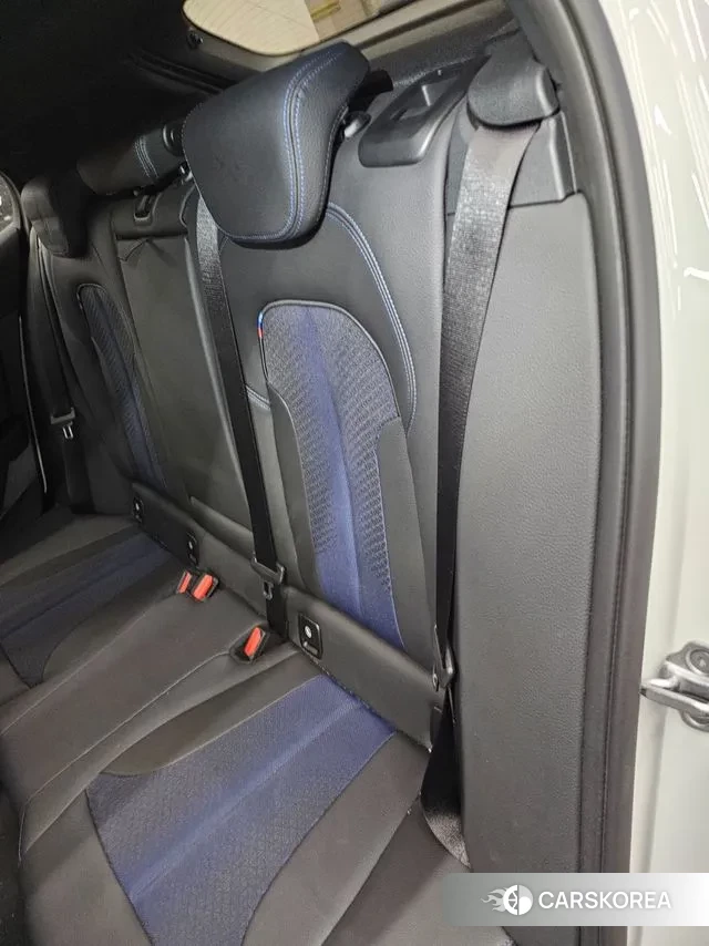 BMW 1 Series (F40) 2023 Белый из Кореи, фото 5