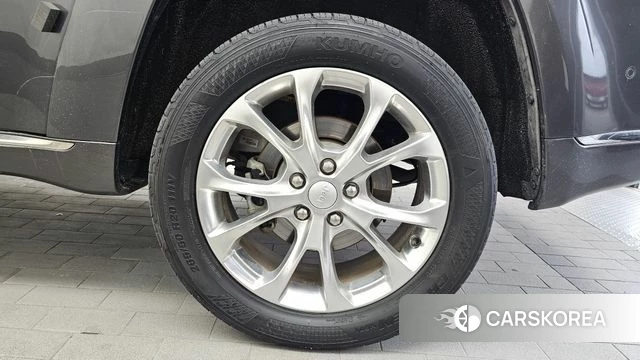 Jeep Grand Cherokee id 4573964 из Кореи 29