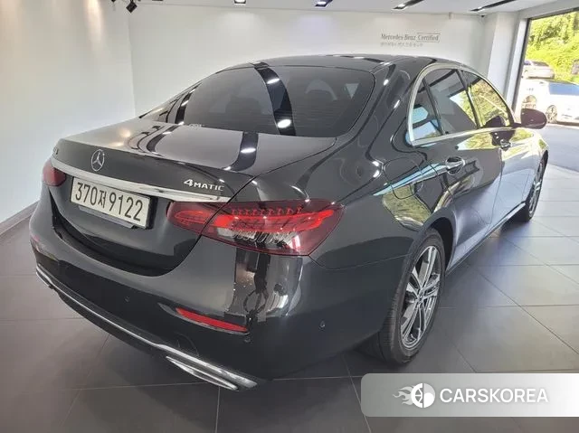 Mercedes-Benz E-Class W213 id 3263296 из Кореи 13