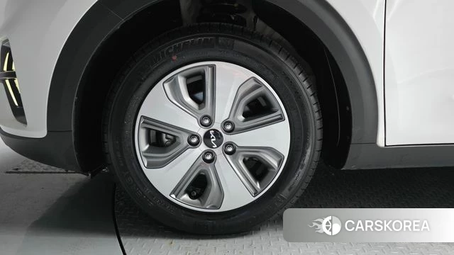 Kia The New Niro id 4593834 из Кореи 15